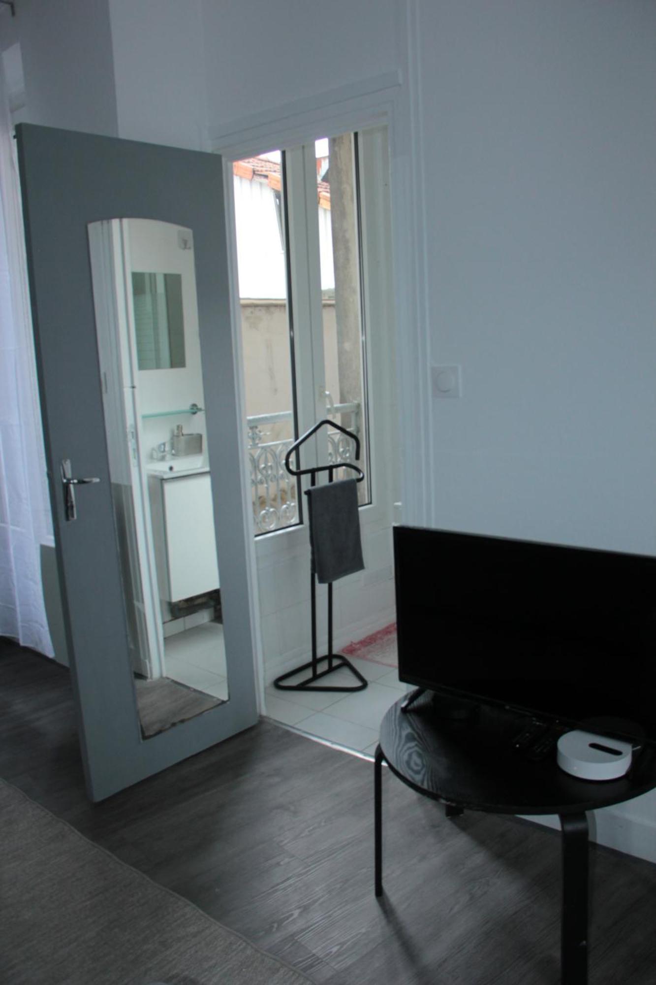 Appartement Pantin Bagian luar foto